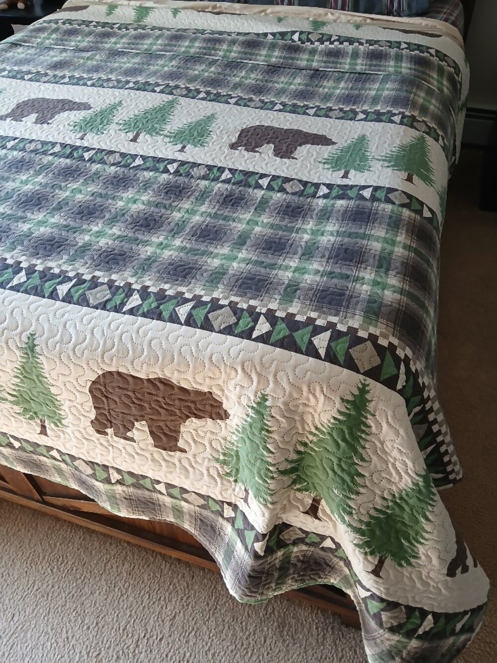 "WOODLAND' Printed Quilt Size full/queen